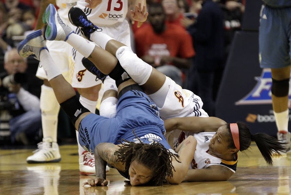 Seimone Augustus, Briann January