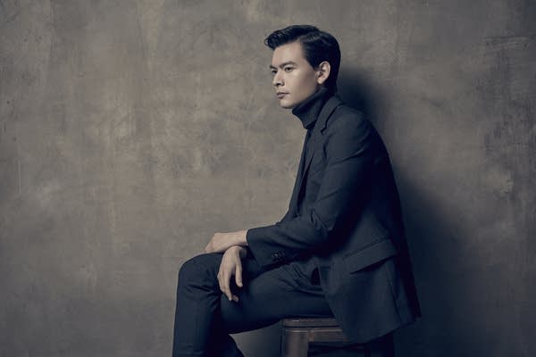 Minnesota Orchestra continues season opening celebration with violinist Stefan Jackiw