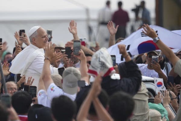 353c6d-20250803-italy-pope-youths-jubilee-600 Pope Liu tells the fourteenth of Catholic young men that they are "a sign of a different possible world"