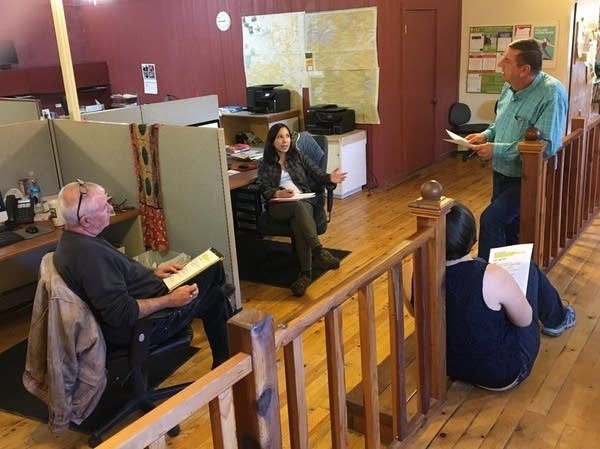Digging deep into local news, a small newspaper in rural Oregon is thriving