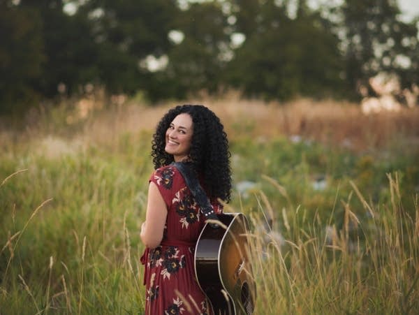 Minnesota singer-songwriter Annie Fitzgerald