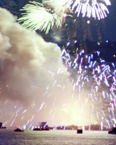 60号油彩【Explosion of the frustration溜飲嘔吐】 Photo Of The Day: 7/7 Bombing Picture (The Evil That Man Do