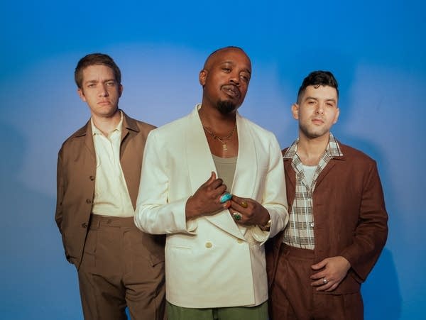 The Gig List for November 3: Durand Jones & The Indications; David Byrne; Holywatr; Vanity Plate