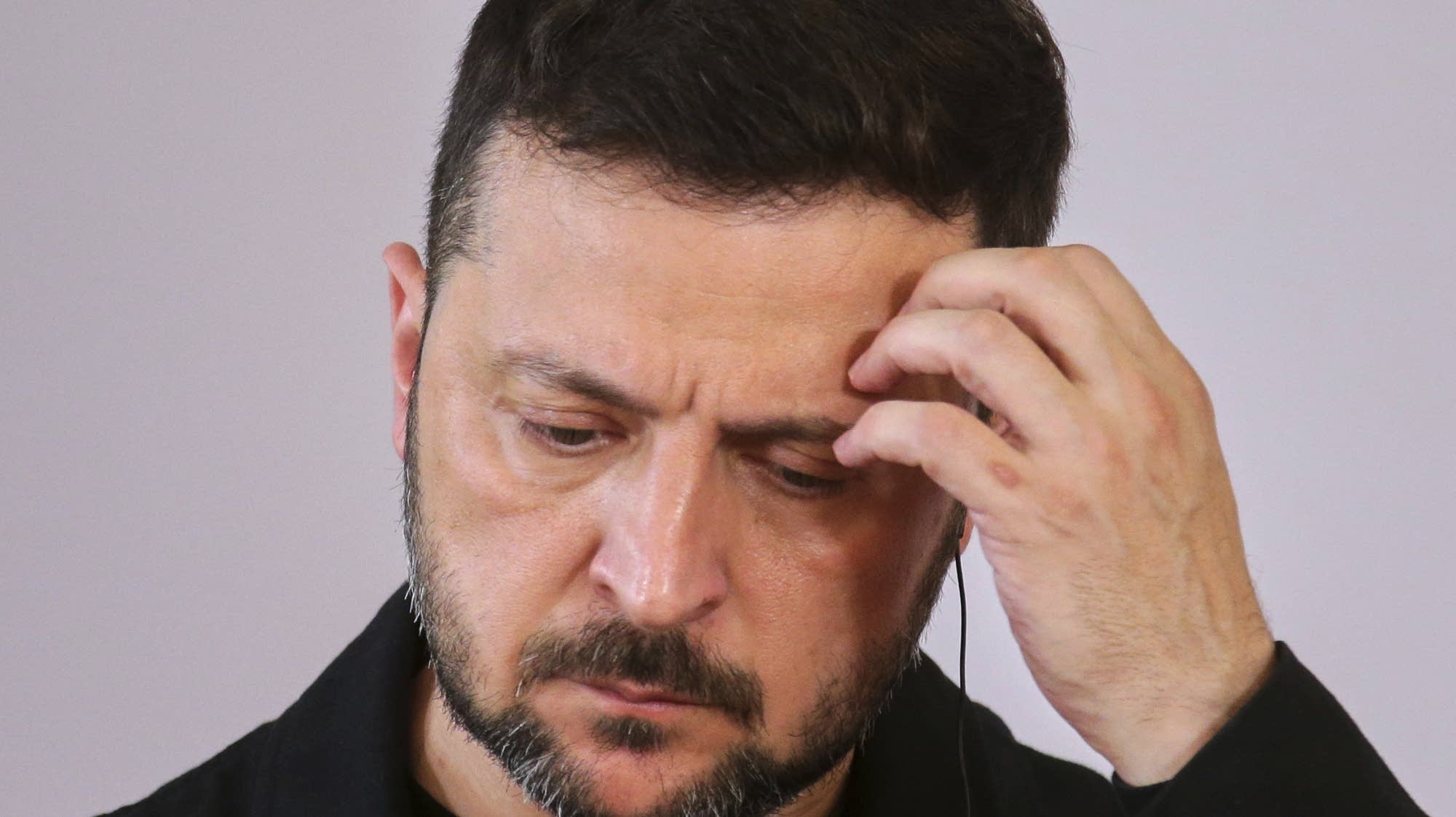 Ceding Zelenskyy rejects ceding land, insists Kyiv joins talks | MPR News