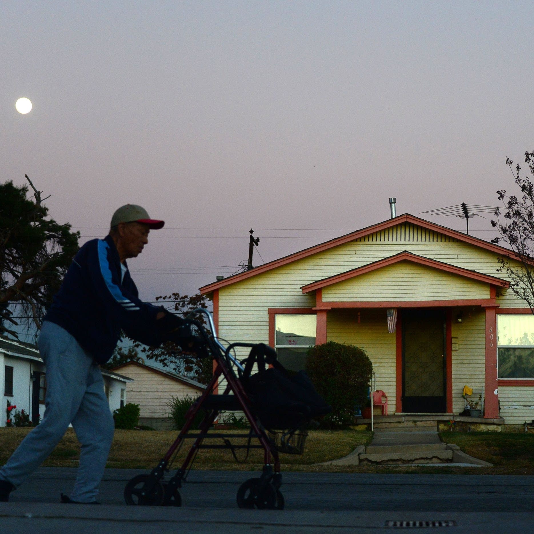 cover of episode The costs of aging in place