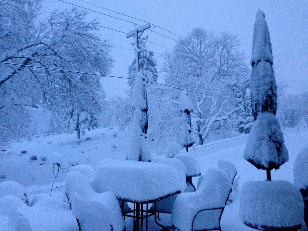 May snow in Red Wing
