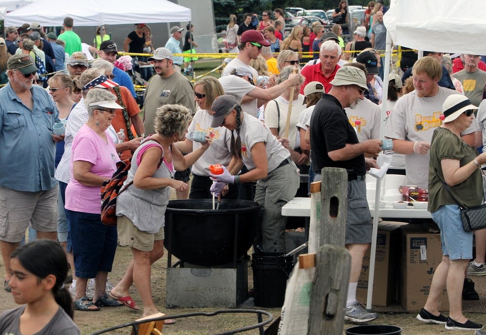 Bean Hole Days takes baked beans to a new level Minnesota Public Radio News