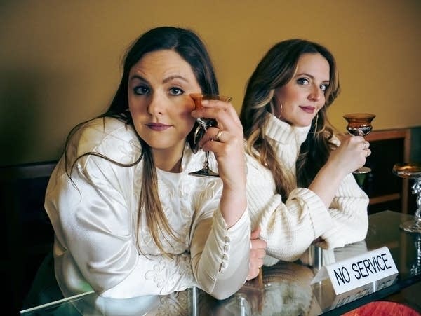 The Twins of Franklin are not twins, but are best friends and musical duo Becky Shaheen and Laura Lou.