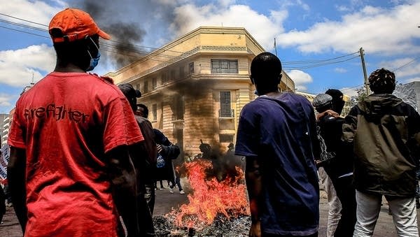 Kenya anti-tax protests turn violent