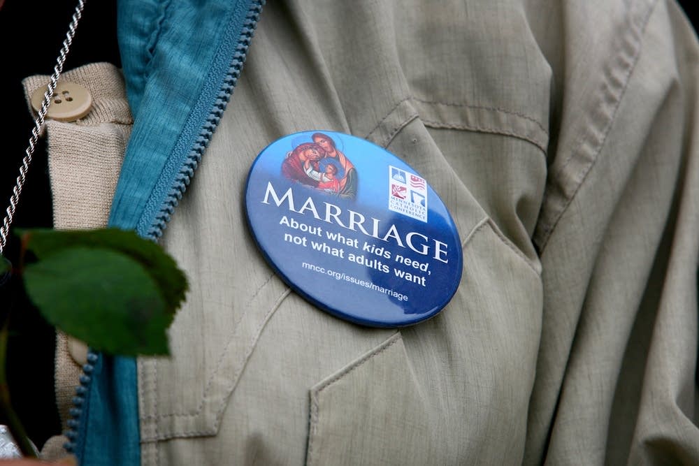 Marriage button