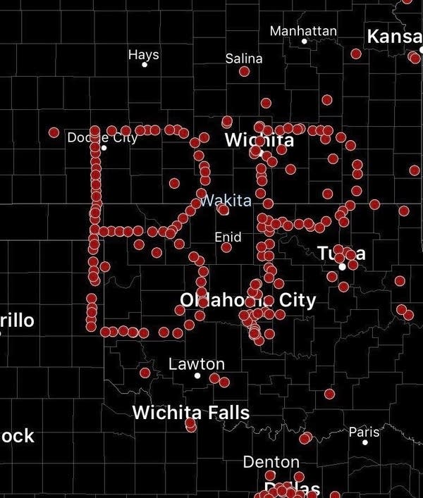 1,000 Words: A tribute to Bill Paxton