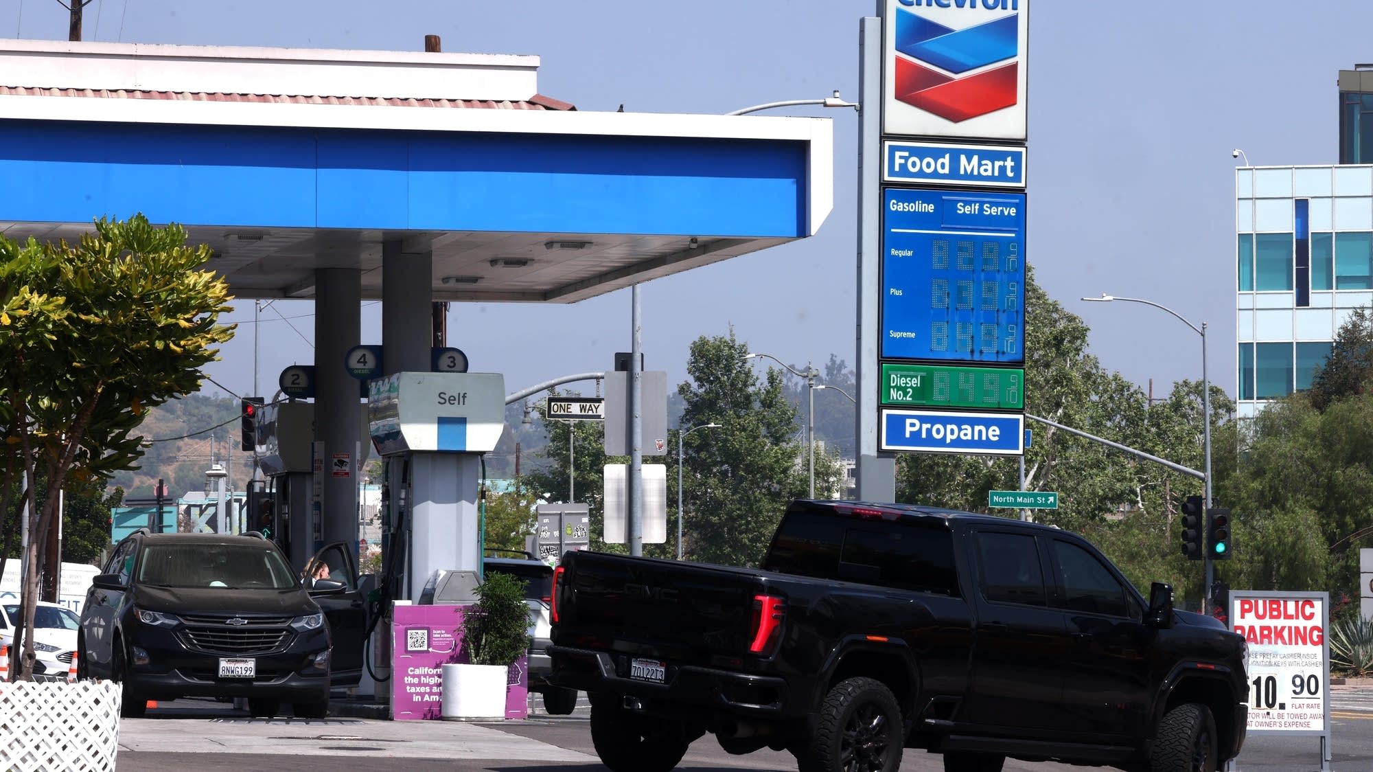 Global Inflation to Rise 1.2% Due to Iran War OECD Projects