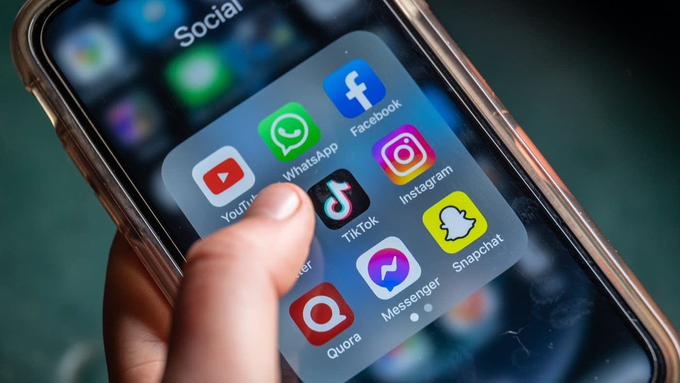 Why you want to quit social media — but can't