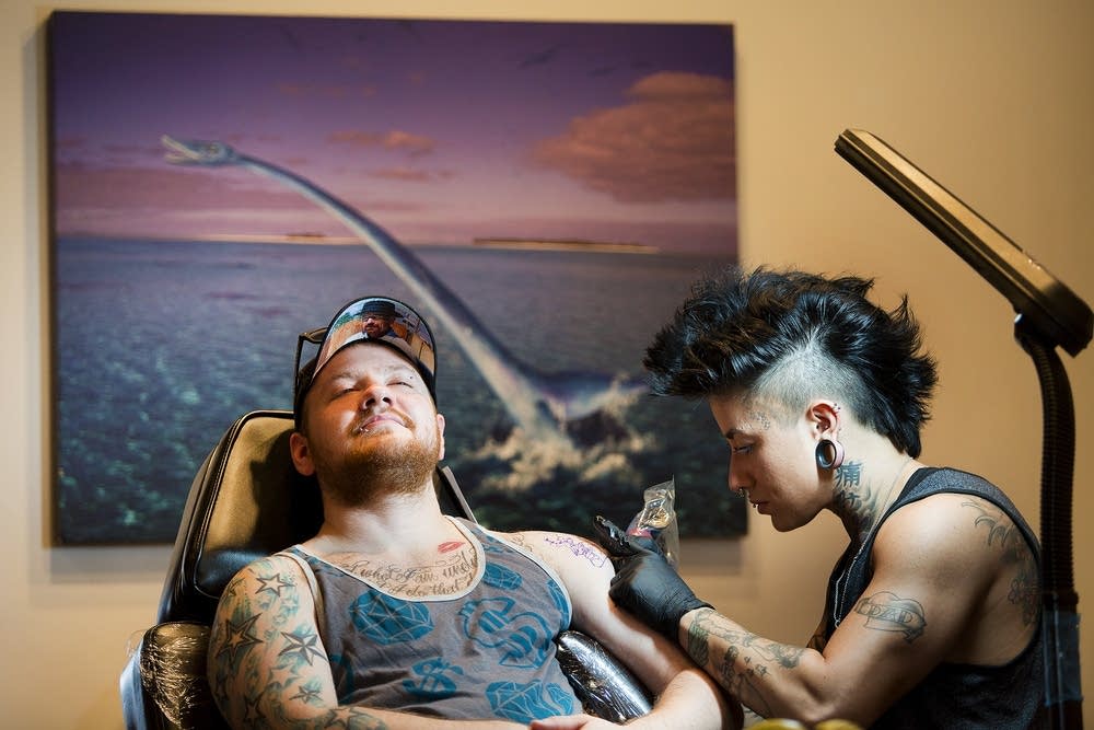 Photos: A day in the life of an all-female tattoo parlor | Minnesota