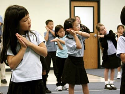 Students at Yinghua Academy