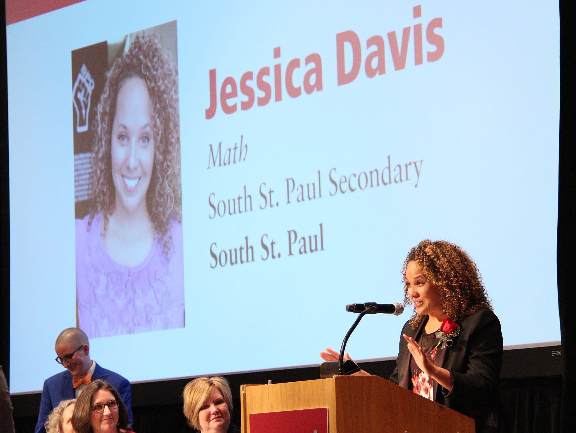 Jessica Davis receives the 2019 Minnesota Teacher of the Year award