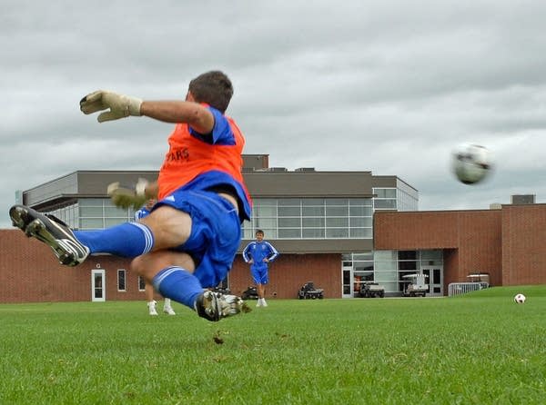 Goal keeper