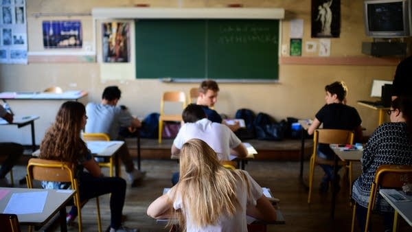 Crowdsourcing Econ 101