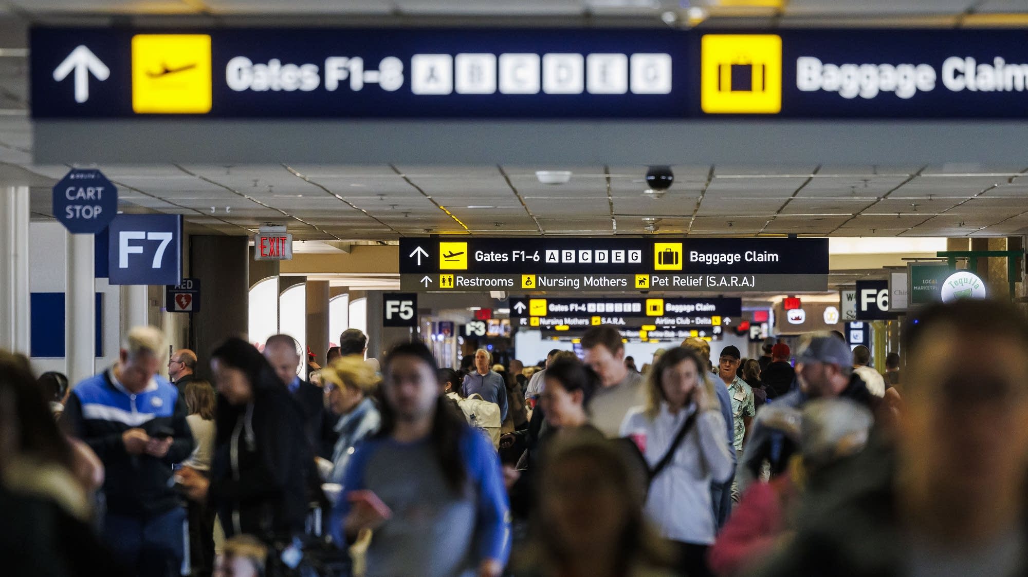 New cell phone waiting lot open for MSP airport travelers MPR News