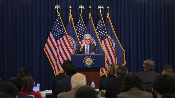 Fed rate cut diverges from global central bank strategy