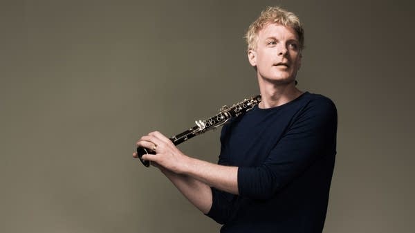 Nielsen's squabbling Clarinet Concerto