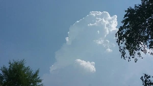 Cold front bringing scattered Saturday thunderstorms and cooler temperatures