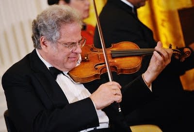 Itzhak Perlman performs at the White House in 2012