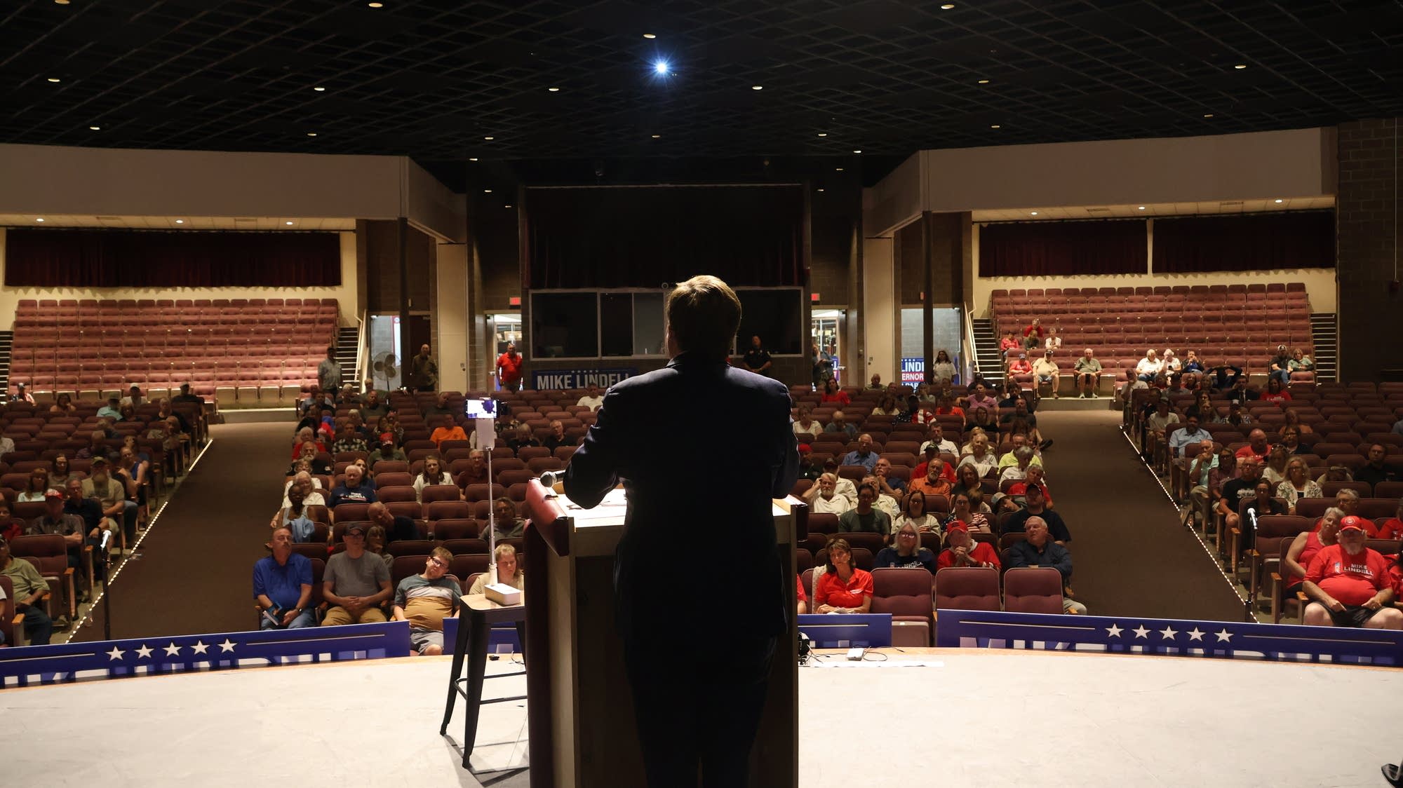 Trump-endorsed Mike Lindell makes his case to voters Trump-endorsed Mike Lindell makes his case to voters