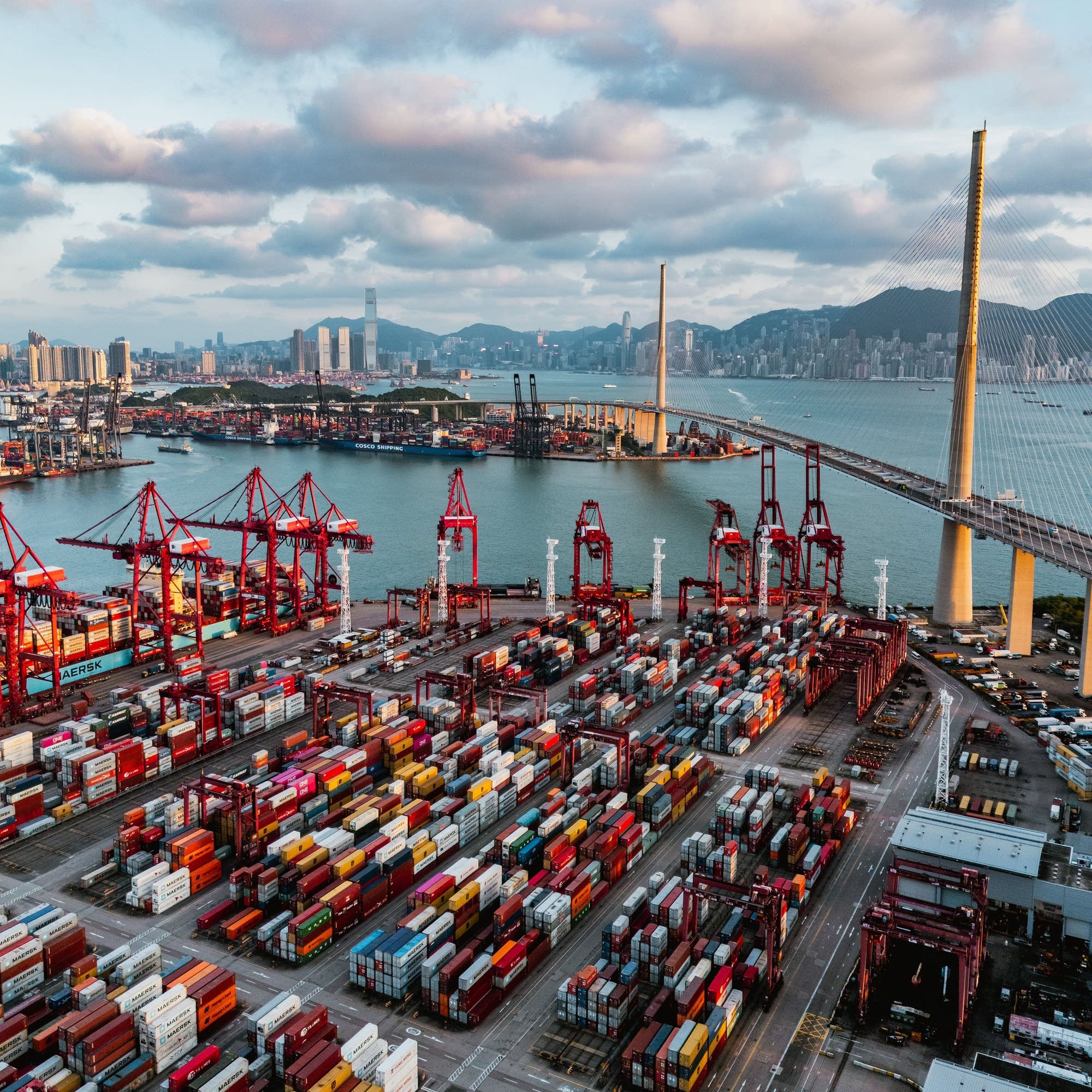 China's global exports boom amid renewed U.S. trade war