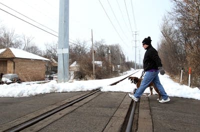 Neighborhood tracks