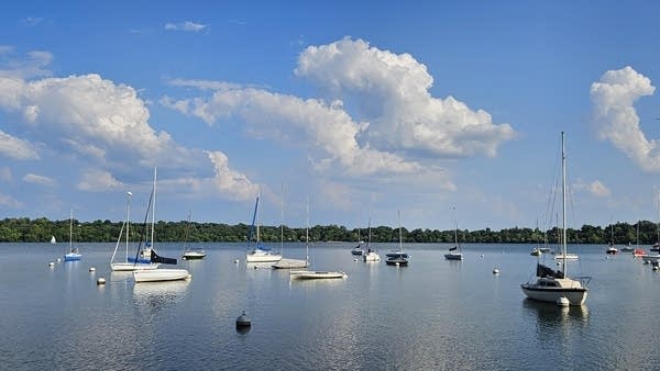 A gorgeous Saturday; Rain returns Sunday, lingers into Monday