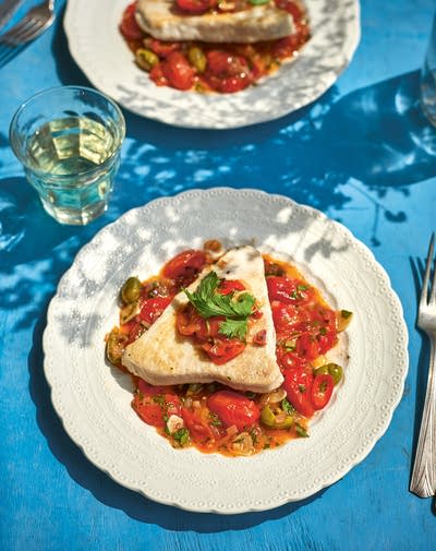 Tuna Steaks in Tomato Sauce