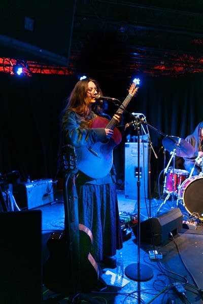 runo plum performing on stage