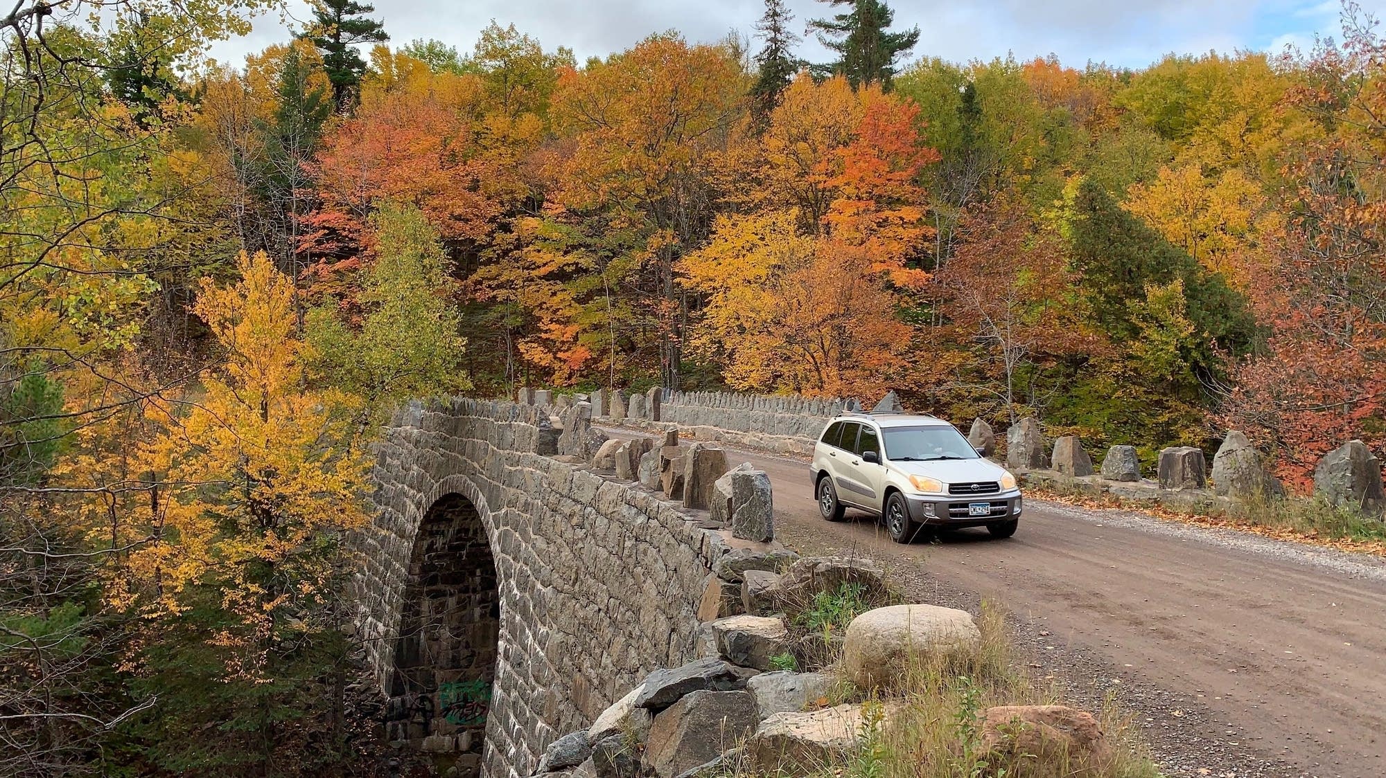 Looking for autumn leaves? First week of October brings peak colors ...