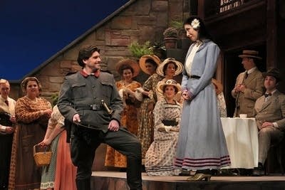 Minnesota Opera's 'The Elixir of Love'
