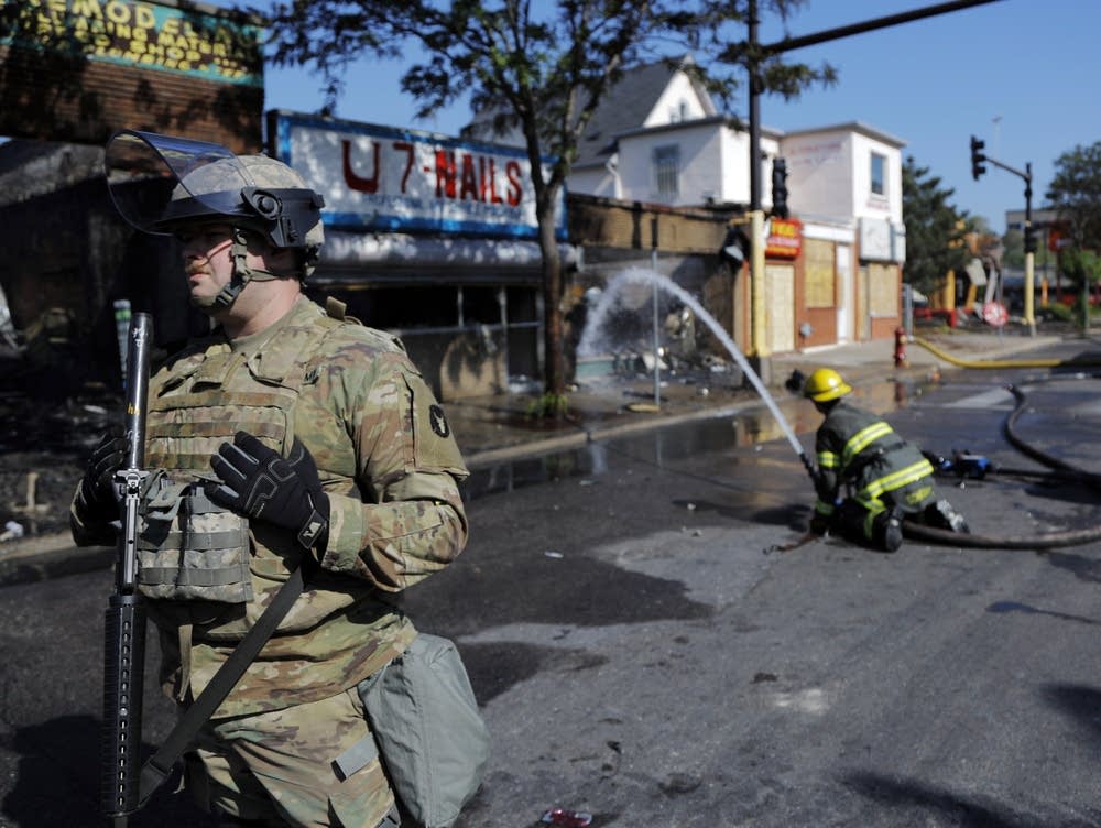 bc86e1-20200530-floyd-protest-