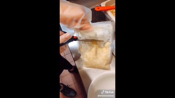 Still from the TikTok video showing how mac & cheese is made at Panera 