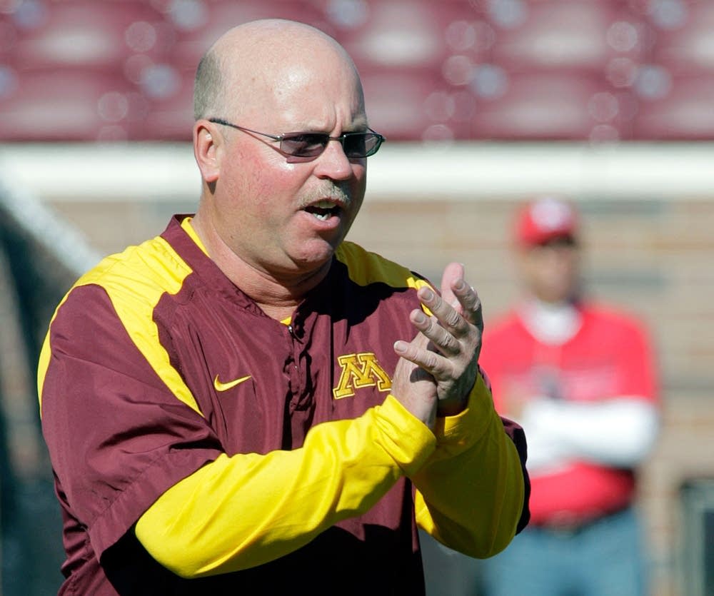 Coach Jerry Kill