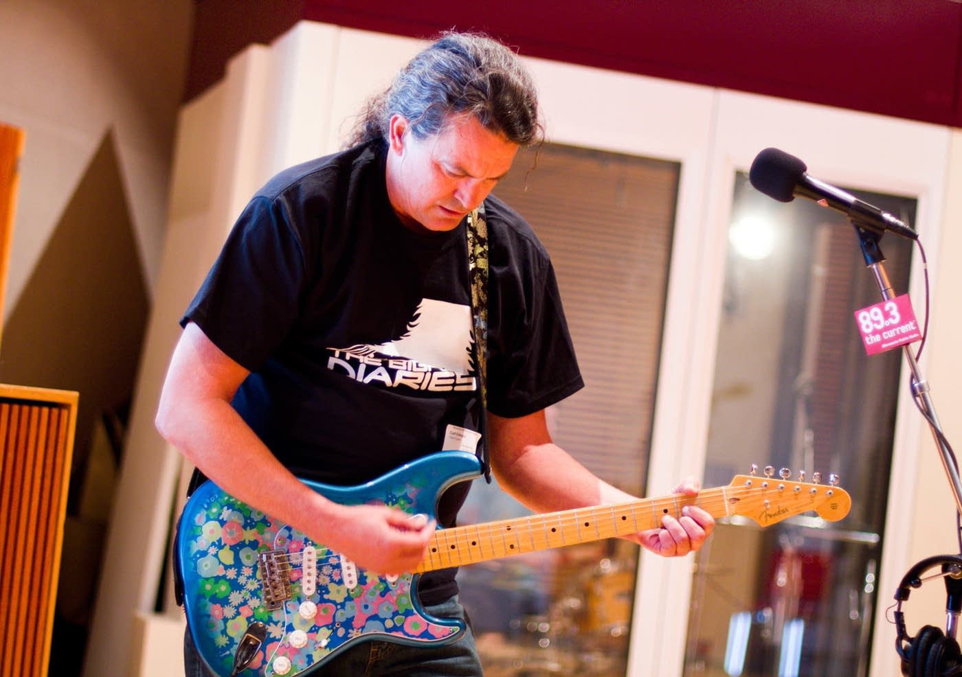 Meat Puppets perform in The Current studios The Current