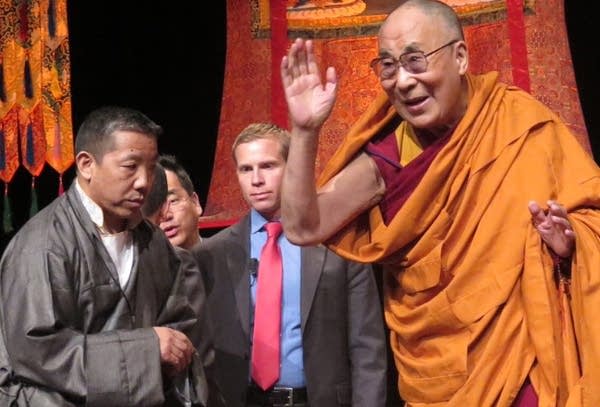 Dalai Lama brings message of peace to Minneapolis