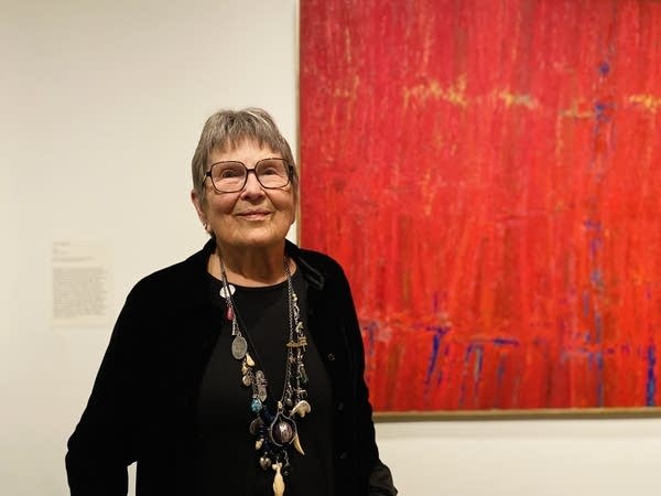 a9ad16-20251021-a-woman-stands-in-front-of-a-red-painting-600 Minnesotans celebrate George Morrison exhibition in New York