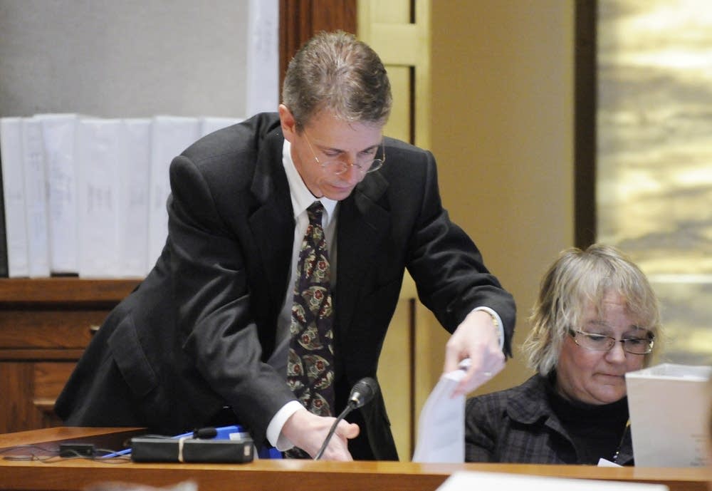 Franken attorney Kevin Hamilton