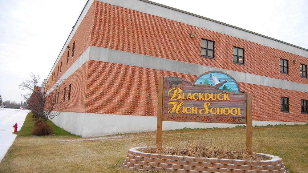 Rural school districts using 4day weeks to save funds MPR News