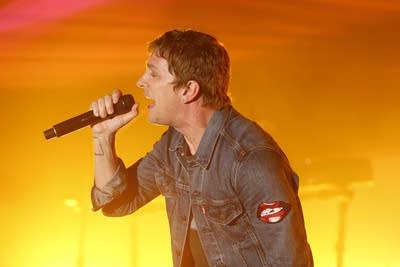 Rob Thomas performs on 'Jimmy Kimmel Live!'