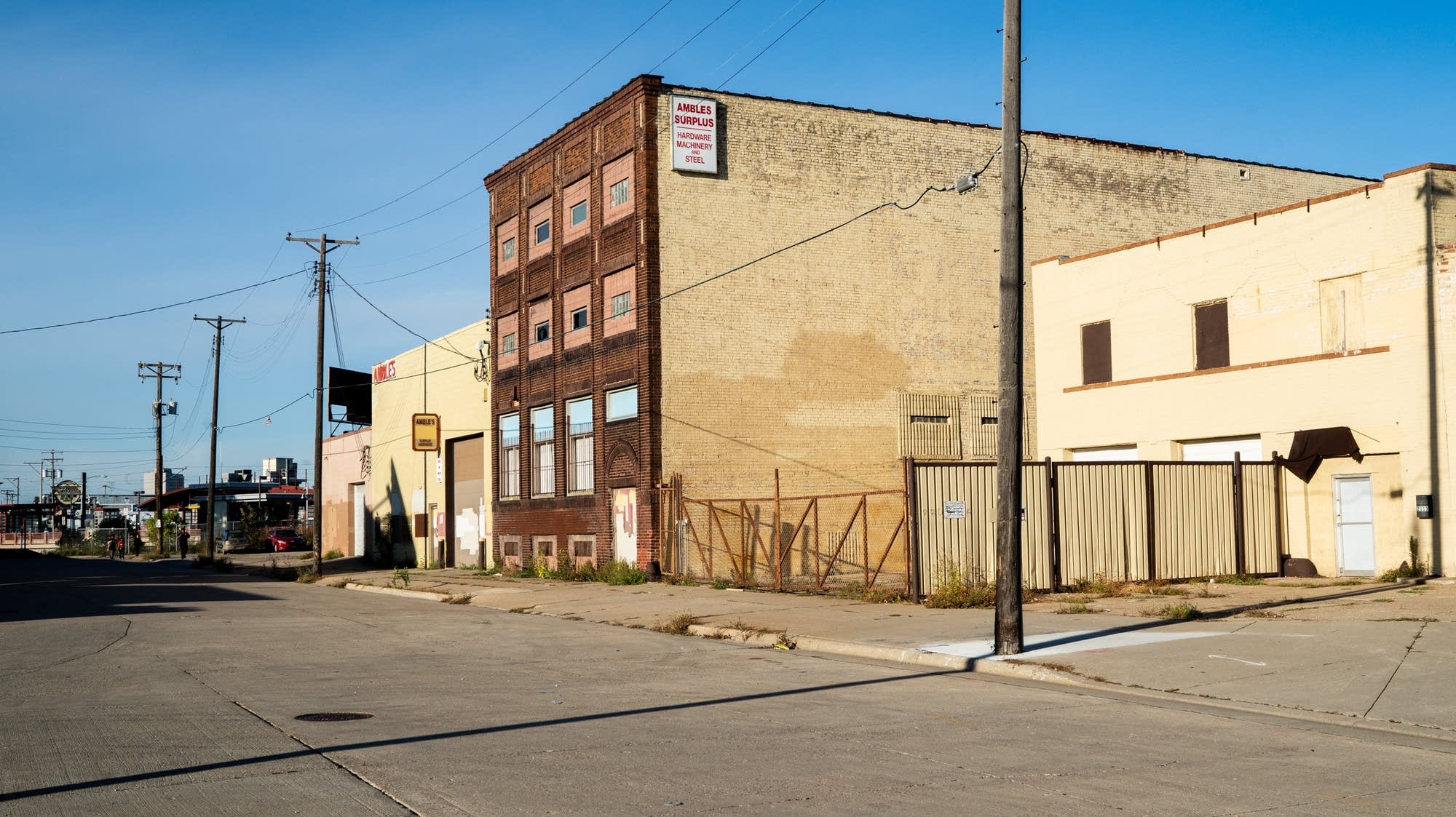 Mpls., Red Lake push ahead on emergency shelter as winter nears MPR News