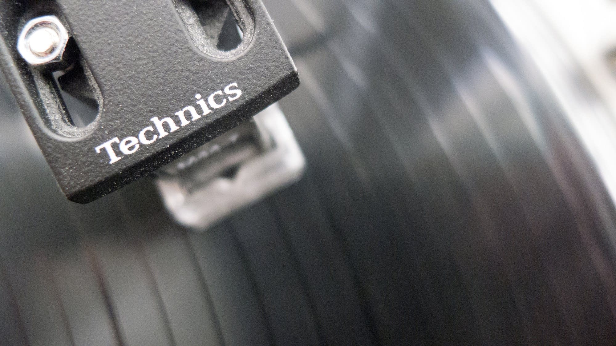 Today’s Music News Technics turntables are coming back