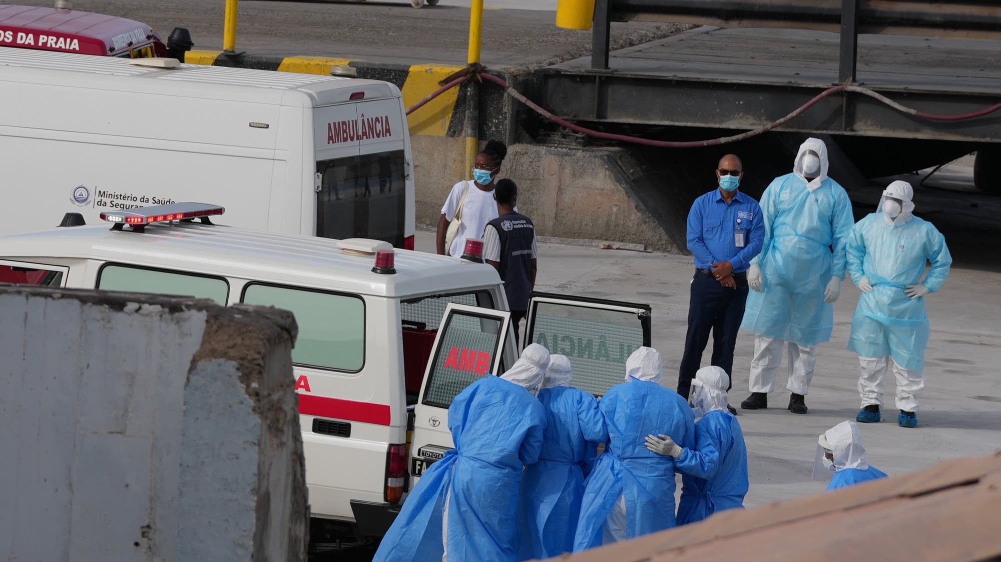 Experts question CDC as hantavirus spreads on cruise