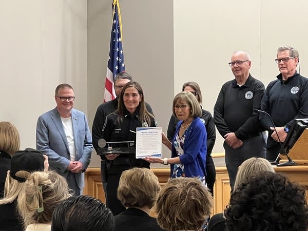 Burnsville Police Chief Tanya Schwartz being awarded Key to the City
