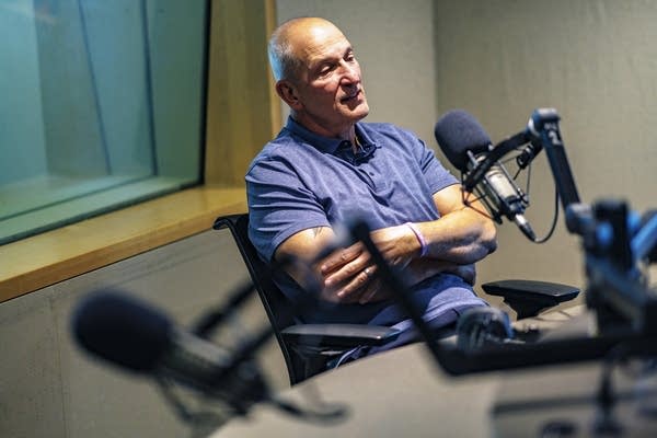 Michael Friestleben appears as a guest