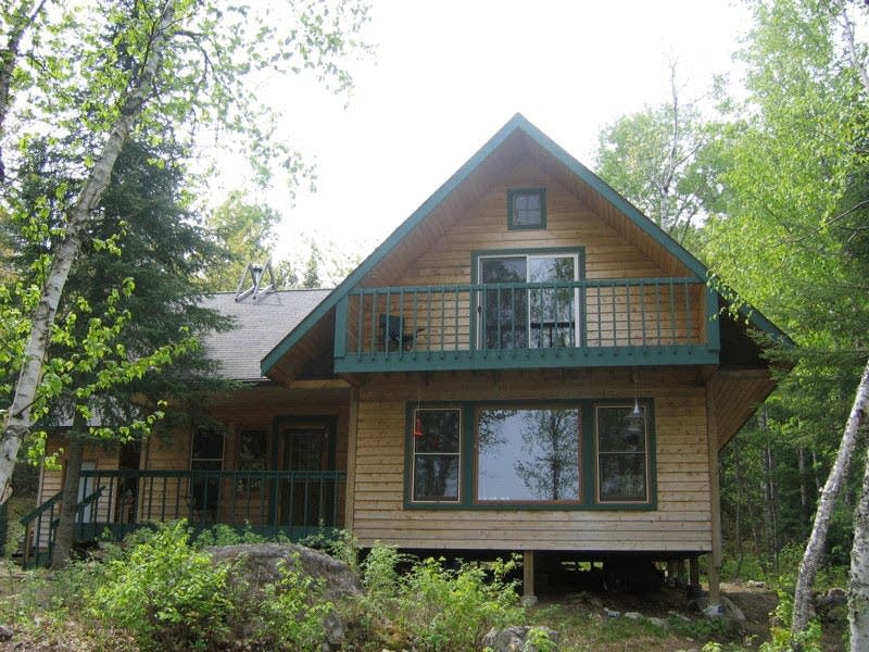 Lake cabin